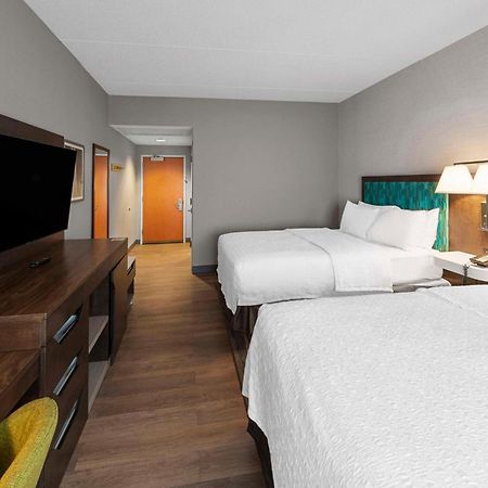 Hampton Inn Nanuet Exterior foto